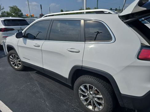 Used 2021 Jeep Cherokee Latitude Lux w/ Sun & Sound Group AWD/4WD image 5