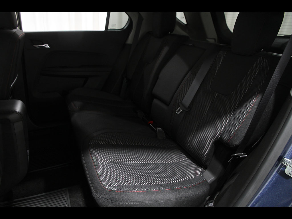Used 2016 Chevrolet Equinox LT w/ Convenience Package AWD/4WD image 18