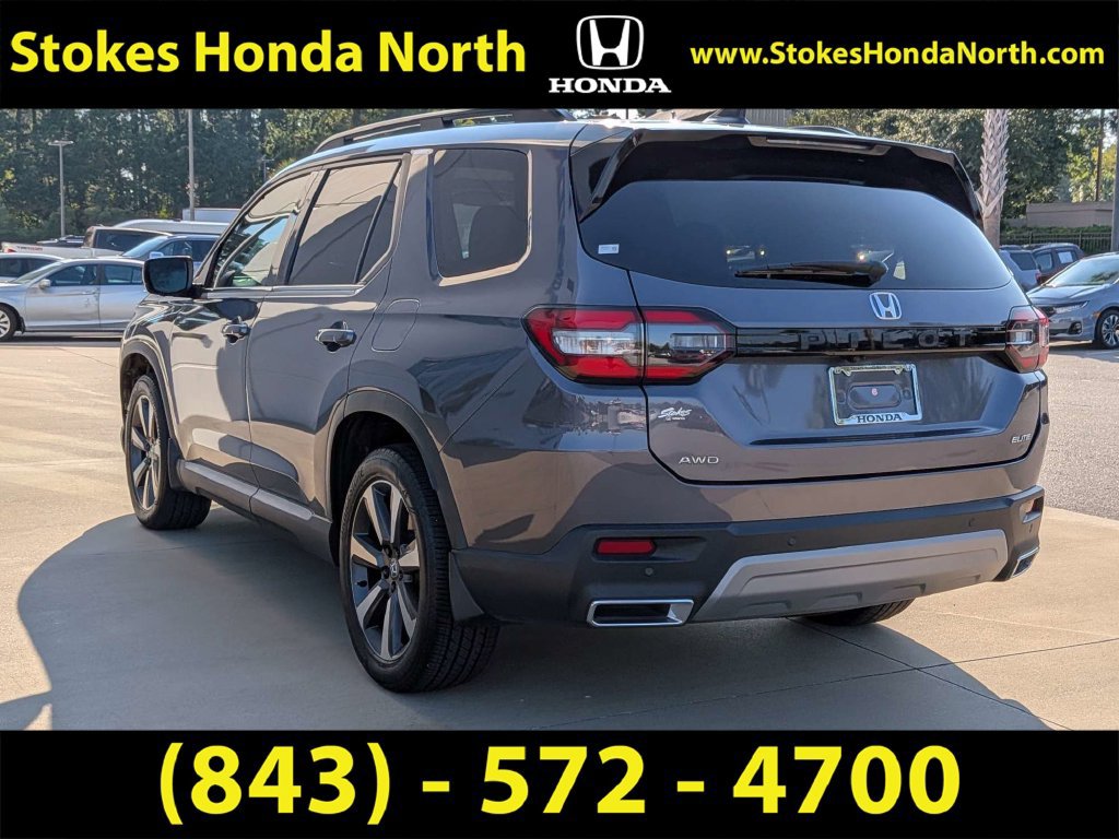 Used 2025 Honda Pilot Elite image 6