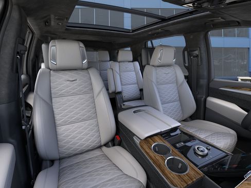 New 2026 Cadillac Escalade Platinum Sport AWD/4WD image 16