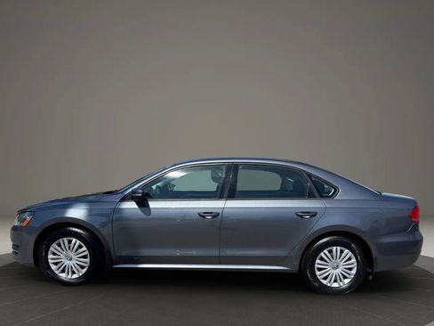 Used 2015 Volkswagen Passat 1.8T S image 2