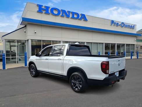 Used 2021 Honda Ridgeline Sport image 6