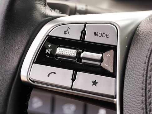 Used 2025 Kia Telluride S AWD/4WD image 37