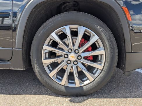 Used 2023 Chevrolet Traverse LT image 10