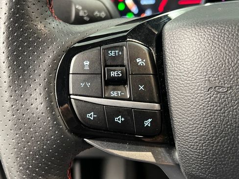 Used 2025 Ford Explorer ST-Line w/ ST-Line Street Pack AWD/4WD image 46