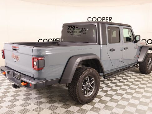 Used 2024 Jeep Gladiator Mojave w/ Safety Group AWD/4WD image 20