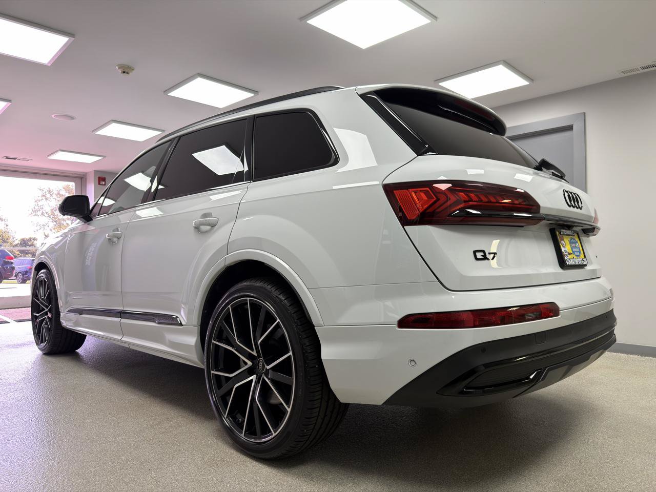 Used 2023 Audi Q7 3.0T Prestige w/ Prestige Package AWD/4WD image 5