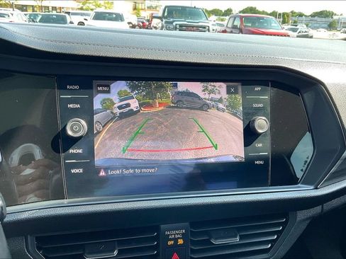 Used 2019 Volkswagen Jetta SEL FWD image 24