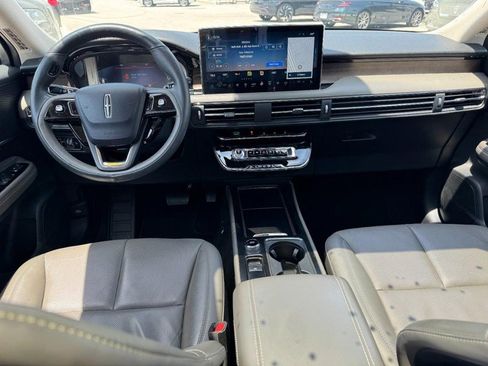 Used 2023 Lincoln Corsair Reserve w/ Equipment Group 201A AWD/4WD image 9