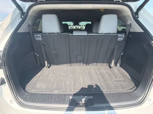 Used 2026 Toyota Highlander XLE AWD/4WD image 18