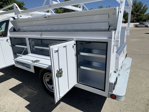 New 2025 Ford F350 XL w/ XL Chrome Package RWD image 30
