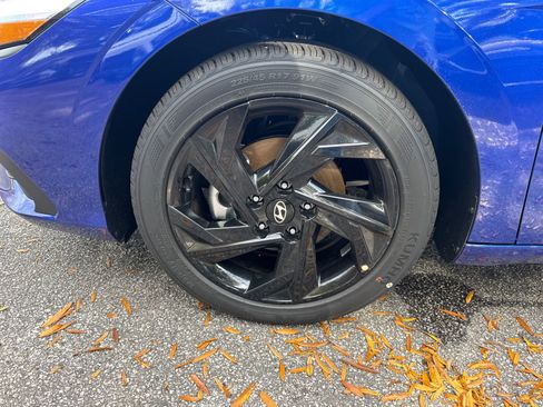 Certified 2026 Hyundai Elantra Sport FWD image 11