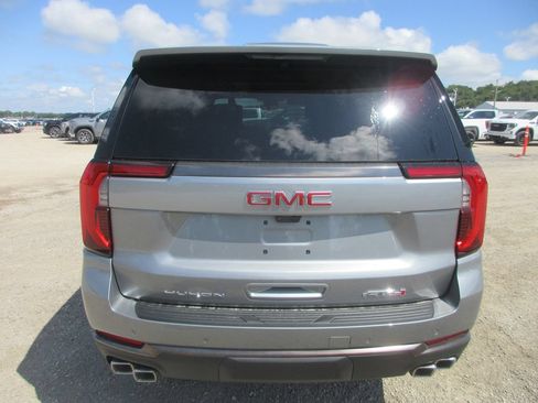 New 2026 GMC Yukon AT4 Ultimate AWD/4WD image 5