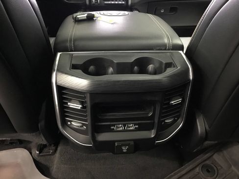 Used 2023 RAM 1500 Laramie AWD/4WD image 34