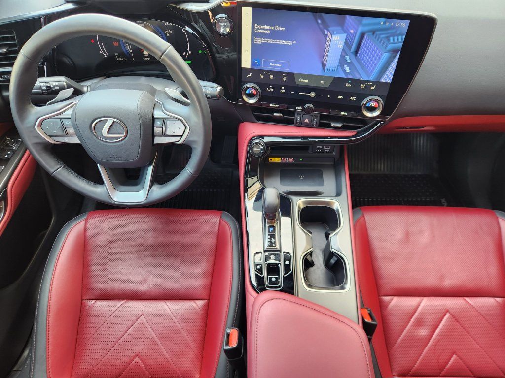 Used 2024 Lexus NX 350h AWD image 27