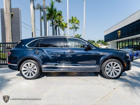 Used 2026 Bentley Bentayga Extended Wheelbase AWD/4WD image 7