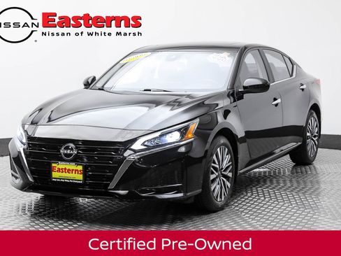 Certified 2024 Nissan Altima 2.5 SV w/ SV Premium Package image 1