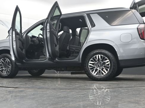 Certified 2025 Chevrolet Tahoe Z71 image 44