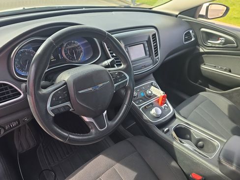 Used 2015 Chrysler 200 Limited w/ Convenience Group image 15