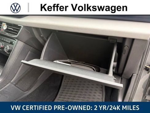 Used 2022 Volkswagen Taos SE FWD image 35