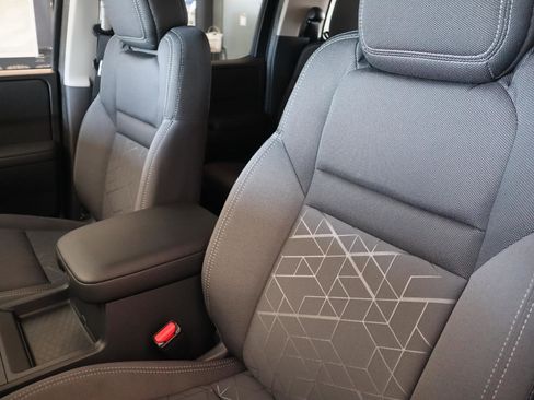 New 2026 Nissan Frontier SV w/ SV Convenience Package image 20