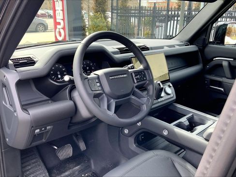 New 2026 Land Rover Defender 110 X-Dynamic SE image 8