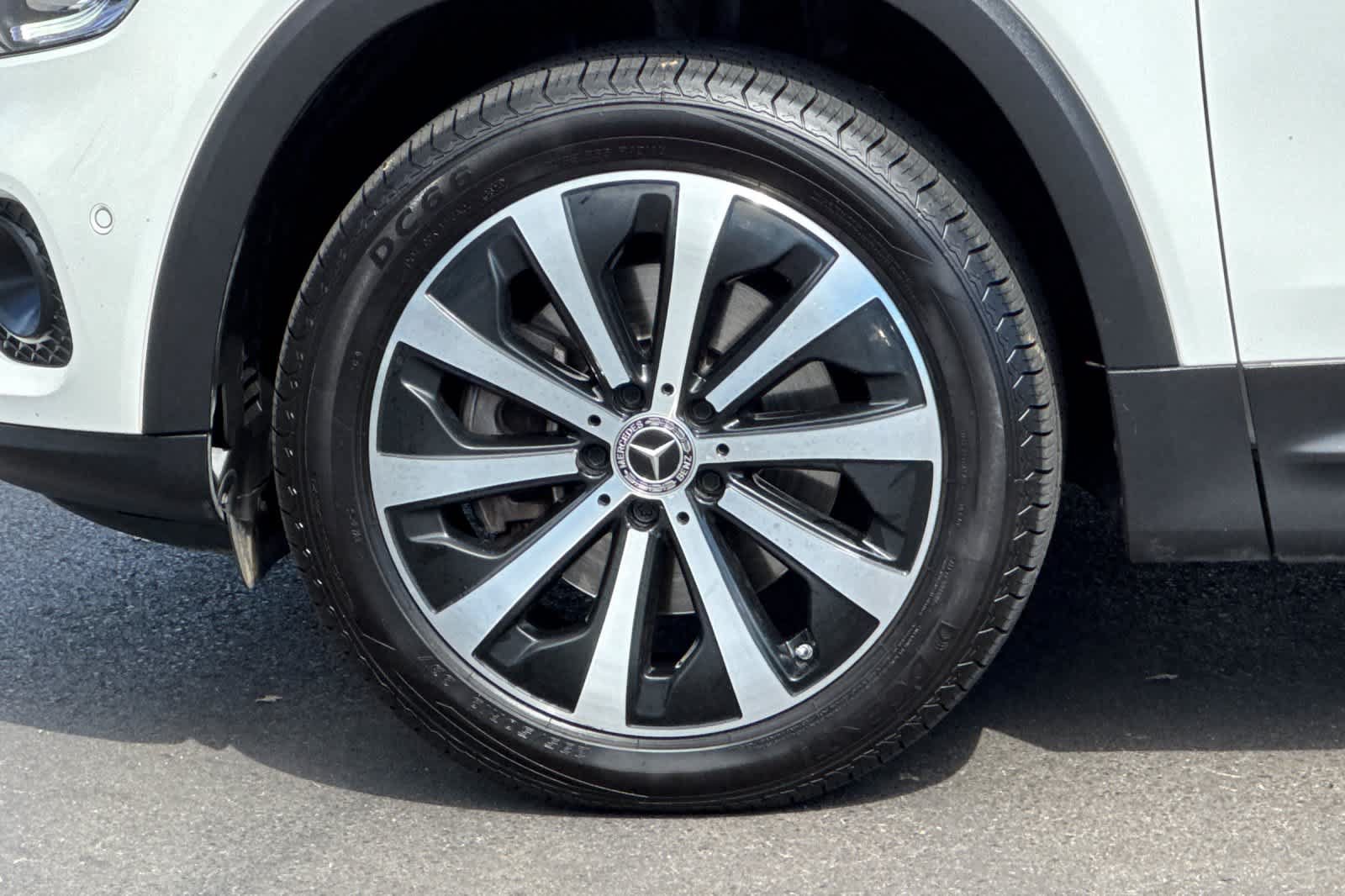 Used 2022 Mercedes-Benz GLB 250 image 26