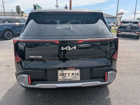 New 2027 Kia Seltos S FWD image 5