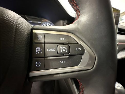 Used 2022 Jeep Compass Trailhawk w/ Trailhawk Convenience Group image 36