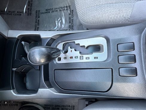 Used 2004 Toyota 4Runner SR5 RWD image 19