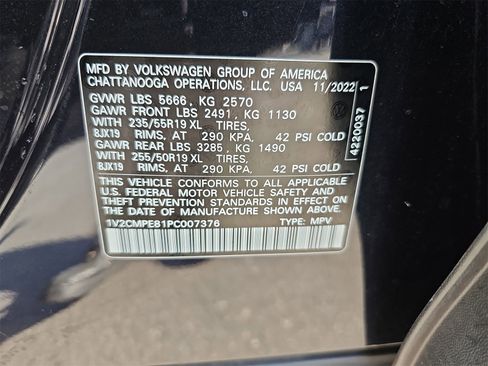 Certified 2023 Volkswagen ID.4 Pro image 35