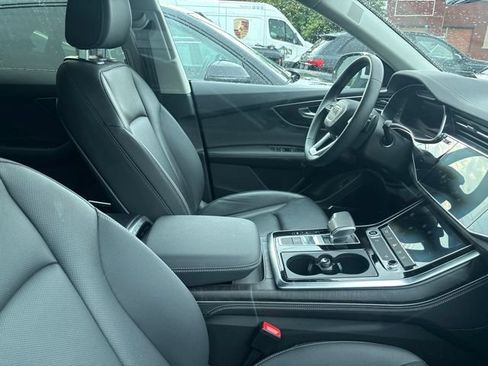 Certified 2023 Audi Q8 Premium Plus AWD/4WD image 10