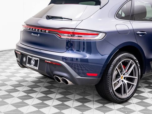 Certified 2022 Porsche Macan S image 33