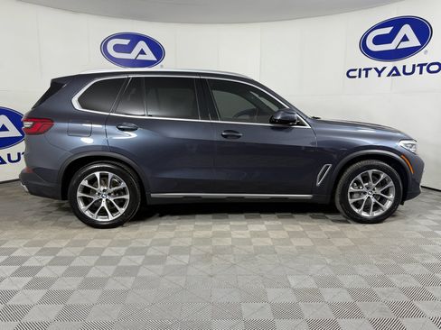 Used 2019 BMW X5 xDrive40i w/ Convenience Package image 3