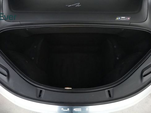 Used 2023 Lucid Air Touring image 25