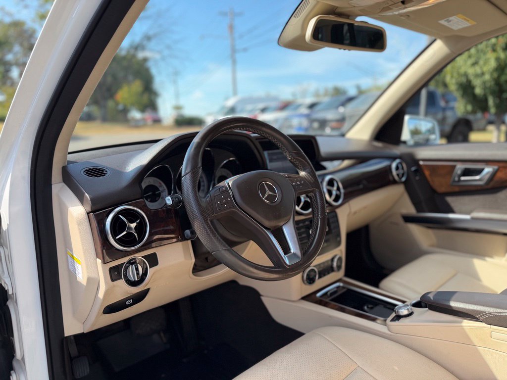 Used 2014 Mercedes-Benz GLK 250 BlueTEC 4MATIC image 12