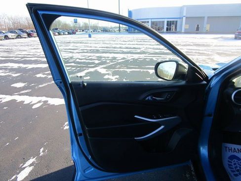 Certified 2025 Chevrolet Trax LS image 14