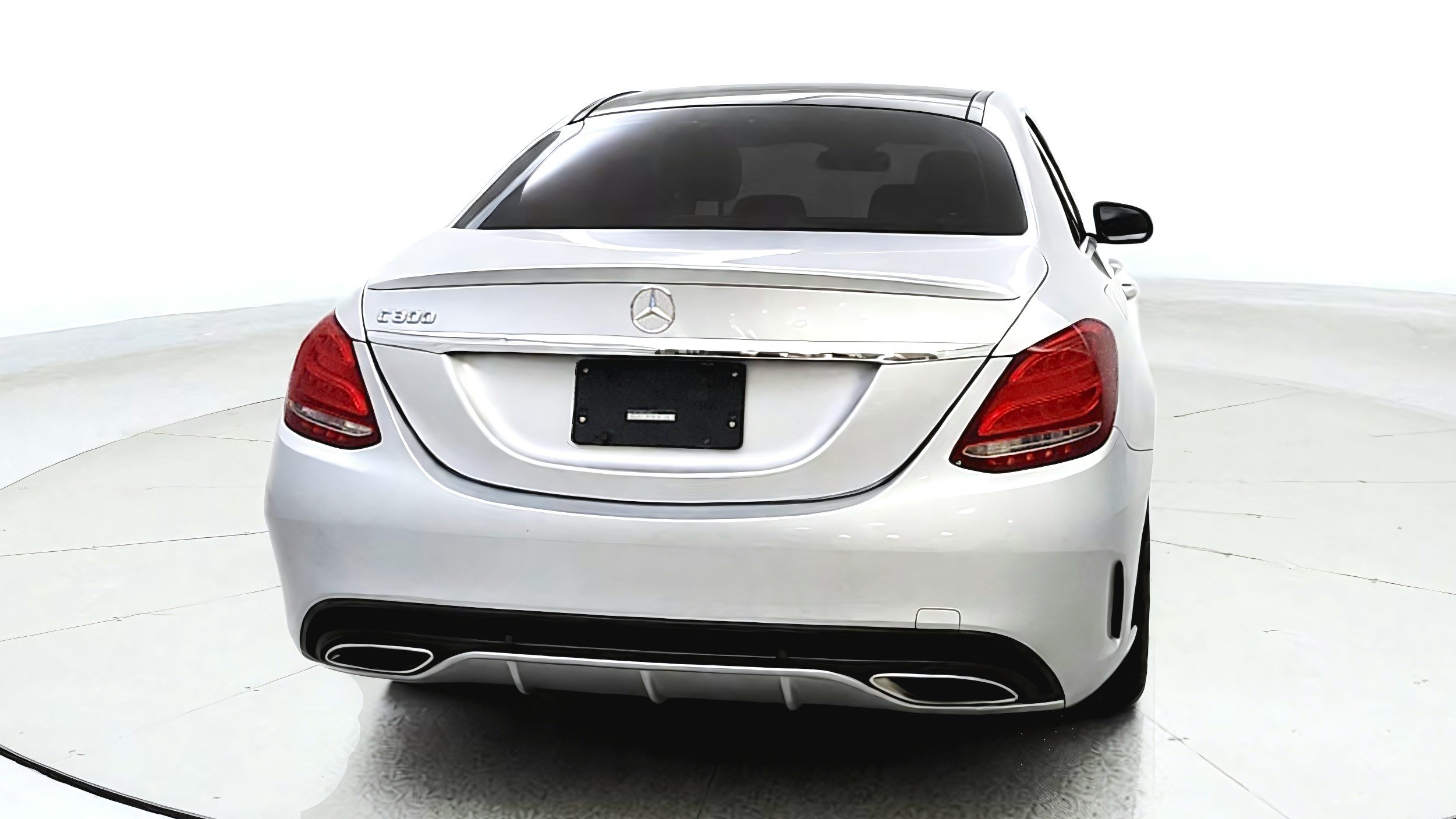 Used 2015 Mercedes-Benz C 300 Sedan image 6