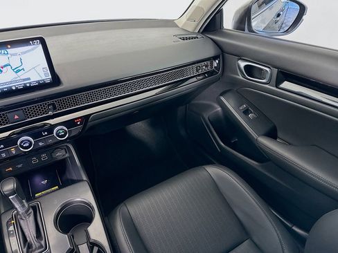 Certified 2024 Honda Civic Touring image 24