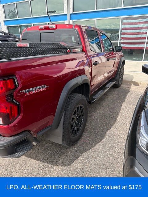 Used 2025 Chevrolet Colorado Trail Boss AWD/4WD image 7