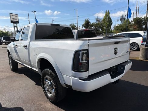 Used 2011 RAM 3500 ST w/ SXT Appearance Group AWD/4WD image 4