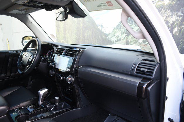 Used 2022 Chevrolet Silverado 1500 Custom w/ LPO, Blackout Package AWD/4WD image 25