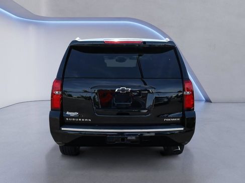 Used 2019 Chevrolet Suburban Premier w/ Premier Plus Edition AWD/4WD image 6