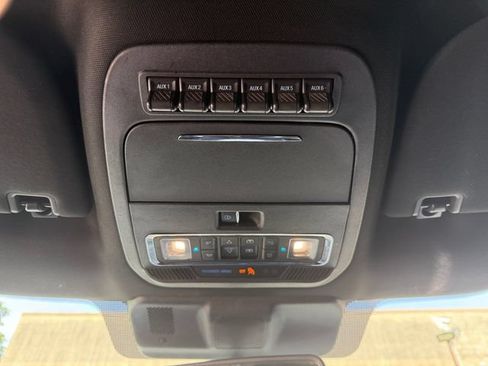 Used 2024 Ford F350 Platinum AWD/4WD image 21