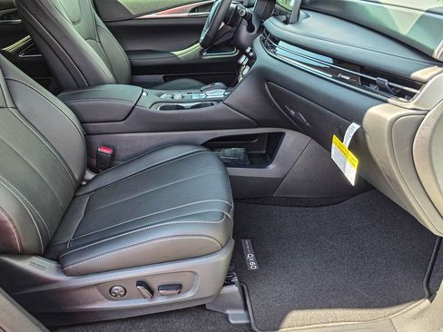 New 2026 INFINITI QX60 Luxe w/ Cargo Package AWD/4WD image 41