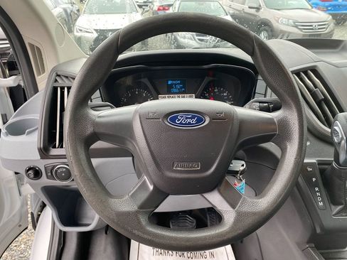 Used 2018 Ford Transit 250 138 image 8