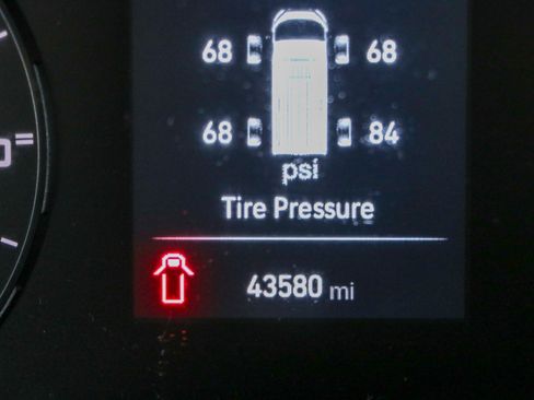 Used 2023 RAM ProMaster 2500 FWD image 16
