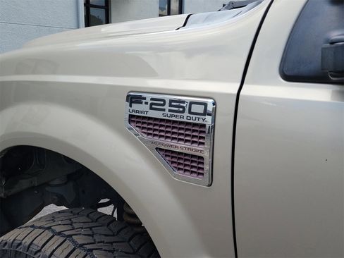 Used 2008 Ford F250 Lariat image 10