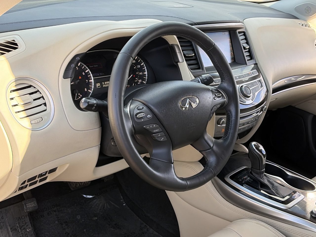 Used 2018 INFINITI QX60 FWD w/ Premium Plus Package image 17
