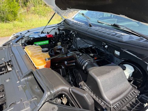 Used 2015 Ford F150 XLT w/ Trailer Tow Package RWD image 30
